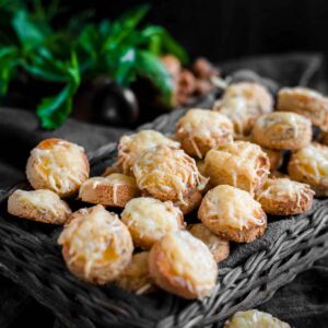 Keto Garlic Cheese Bites